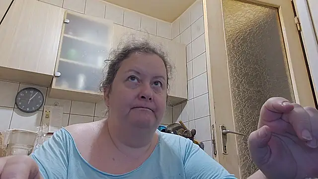 melissaBlessing online show from April 2026 10:05:02 PM