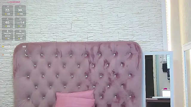 Snapshot of KikiSweet08 chatting on February 2025 11:25:01 AM KikiSweet08 online show from February 2025 11:25:01 AM