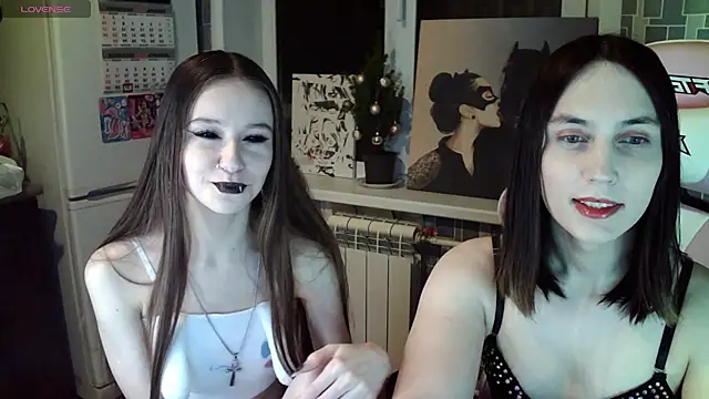 Snapshot of BlackHe4rts_ chatting on December 2024 05:37:02 PM BlackHe4rts  online show from December 2024 05:37:02 PM