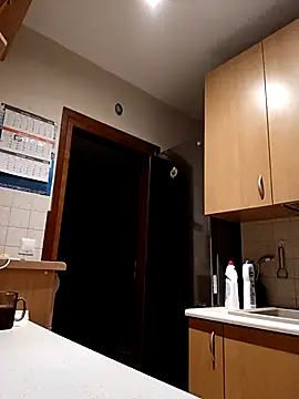 Misiopasyw1 online show from December 2025 04:30:01 PM