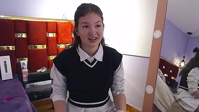 lilimini032 online show from December 2025 08:36:01 PM