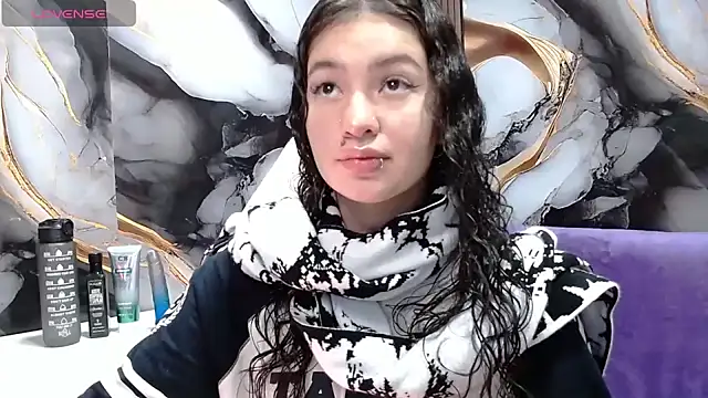 Snapshot of lilimini032 chatting on July 2026 09:22:02 PM lilimini032 online show from July 2026 09:22:02 PM
