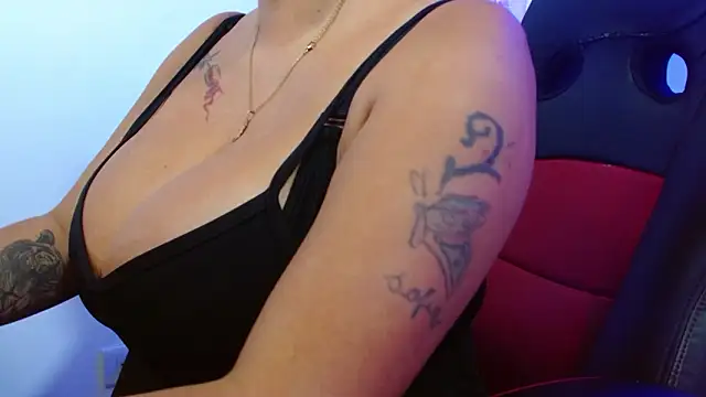 violletha online show from February 2026 12:27:02 PM