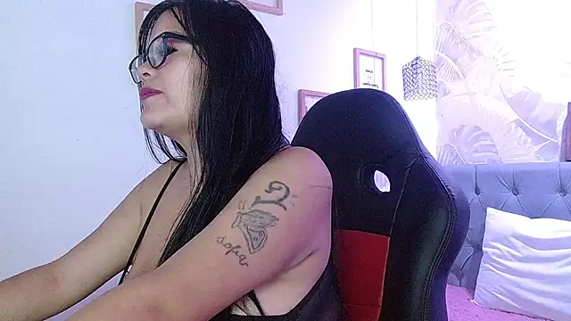 Snapshot of violletha chatting on March 2025 12:34:01 PM violletha online show from March 2025 12:34:01 PM
