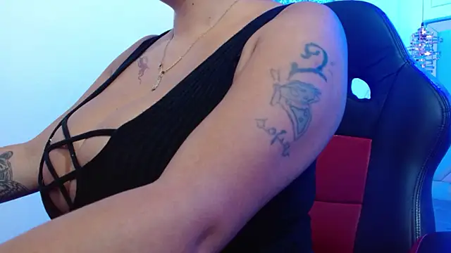 violletha online show from February 2026 12:27:02 PM