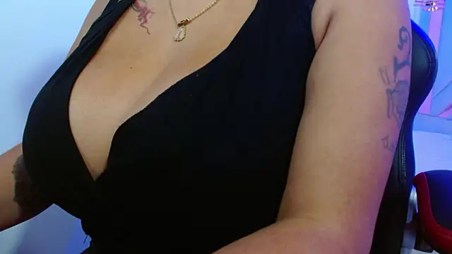 violletha online show from February 2026 12:28:01 PM