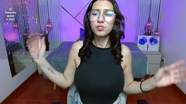 Lita Rogers online show from March 2026 04:08:01 PM