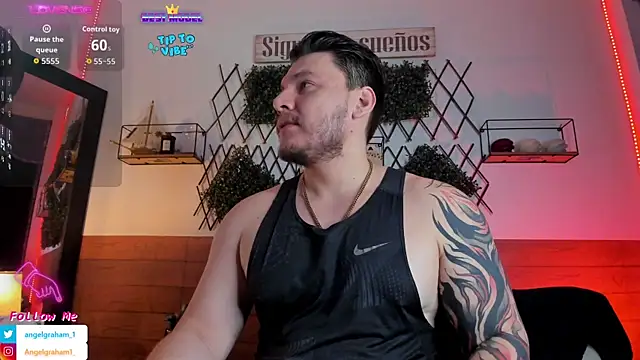 Snapshot of Angelgraham_1 chatting on December 2025 05:06:02 PM Angelgraham 1 online show from December 2025 05:06:02 PM