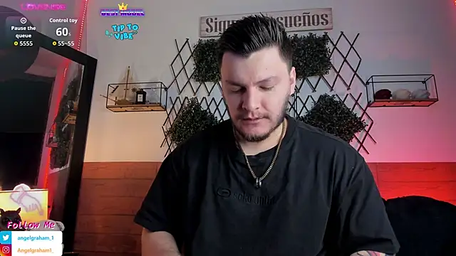 Snapshot of Angelgraham_1 chatting on November 2025 04:29:01 PM Angelgraham 1 online show from November 2025 04:29:01 PM