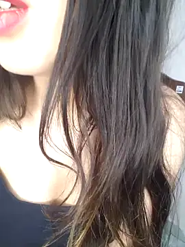 Jinaas online show from November 2025 11:09:01 PM