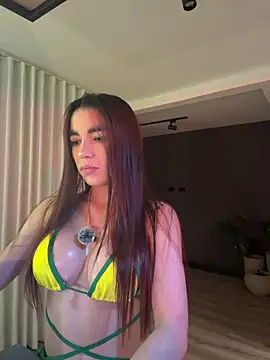 Snapshot of carolynnetrujillo chatting on June 2026 02:05:02 AM carolynnetrujillo online show from June 2026 02:05:02 AM