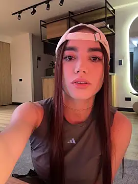 carolynnetrujillo online show from October 2025 02:37:01 AM