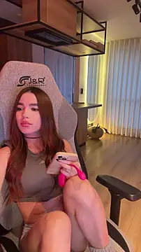 carolynnetrujillo online show from April 2026 10:55:01 PM