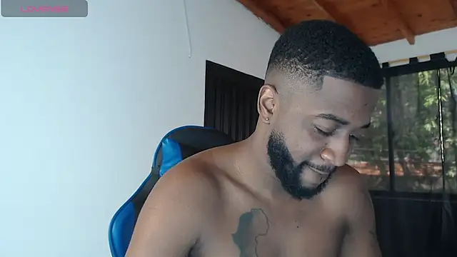 Drake Nassir4 online show from February 2026 08:10:02 PM