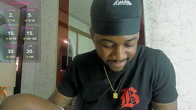 Drake Nassir4 online show from November 2025 02:17:02 PM