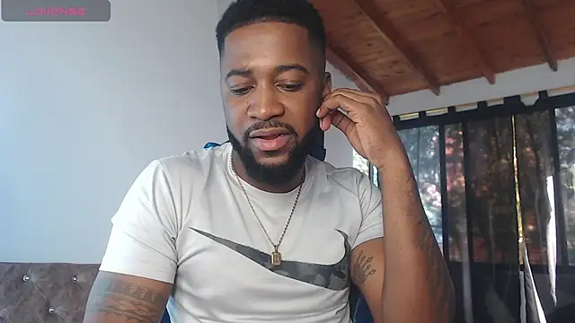 Snapshot of Drake_Nassir4 chatting on June 2026 09:24:02 PM Drake Nassir4 online show from June 2026 09:24:02 PM