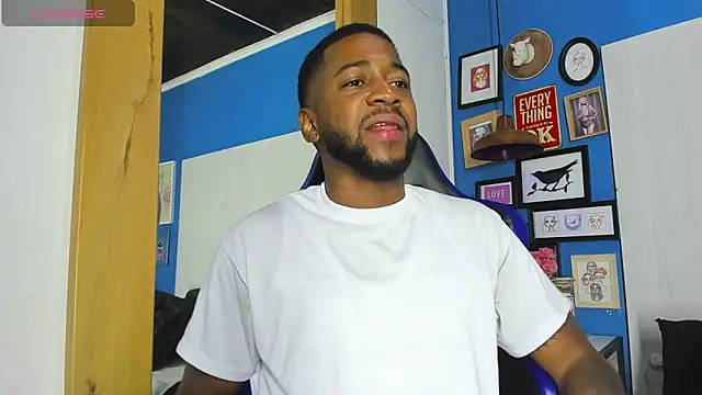 Drake Nassir4 online show from September 2025 09:20:01 PM