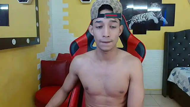 Snapshot of jose_sexycumm chatting on September 2025 06:40:01 PM jose sexycumm online show from September 2025 06:40:01 PM