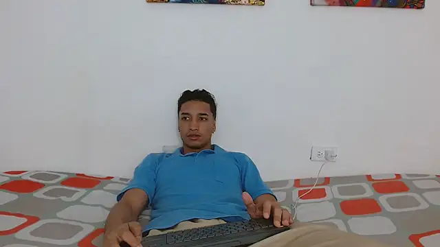jose sexycumm online show from March 2026 06:20:02 PM