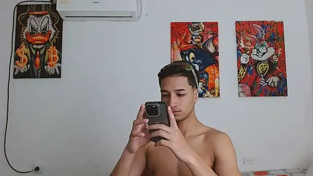jose sexycumm online show from March 2026 05:56:02 PM