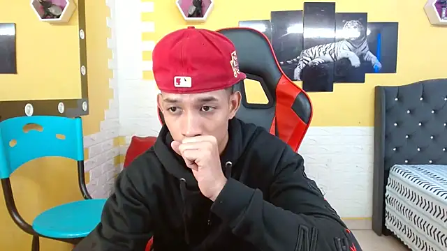 jose sexycumm online show from October 2025 08:52:01 PM