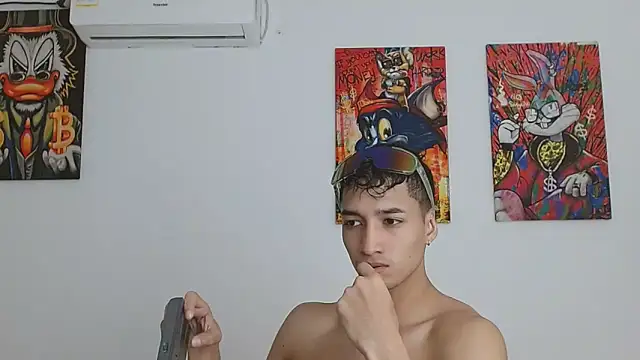 jose sexycumm online show from March 2026 04:57:01 PM