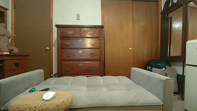 Organza1 online show from November 2025 08:23:02 PM