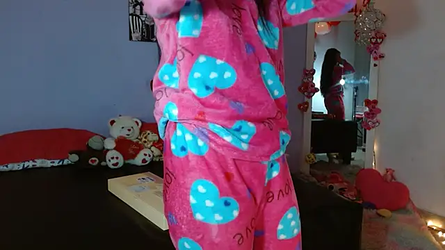 Kimandyuk online show from February 2025 01:10:02 PM