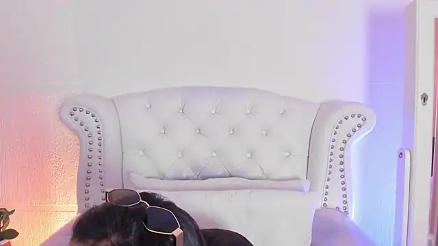 GabyPetit online show from April 2026 07:48:01 PM