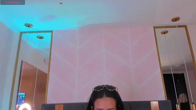 Snapshot of GabyPetit chatting on November 2025 08:02:01 PM GabyPetit online show from November 2025 08:02:01 PM