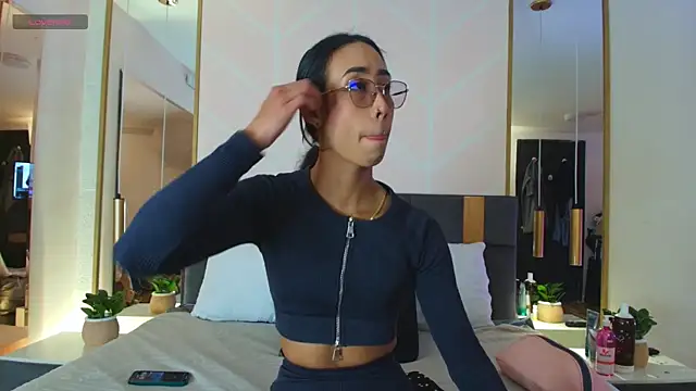 GabyPetit online show from January 2026 07:53:02 PM