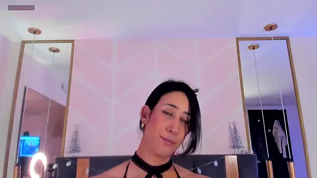 Snapshot of GabyPetit chatting on November 2025 08:24:01 PM GabyPetit online show from November 2025 08:24:01 PM