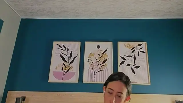 Snapshot of GabyPetit chatting on November 2025 07:50:02 PM GabyPetit online show from November 2025 07:50:02 PM