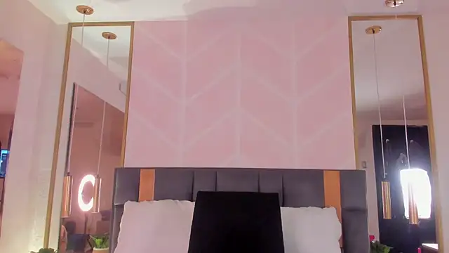 GabyPetit online show from December 2025 07:49:02 PM