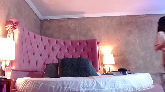 Snapshot of GabyPetit chatting on March 2025 09:08:02 PM GabyPetit online show from March 2025 09:08:02 PM