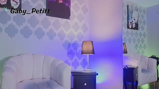 Snapshot of GabyPetit chatting on June 2026 07:51:01 PM GabyPetit online show from June 2026 07:51:01 PM