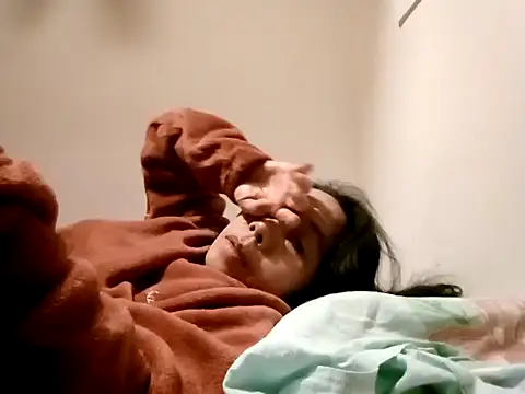 doggiepossession online show from January 2025 03:22:02 PM