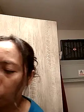 doggiepossession online show from March 2025 03:00:01 PM