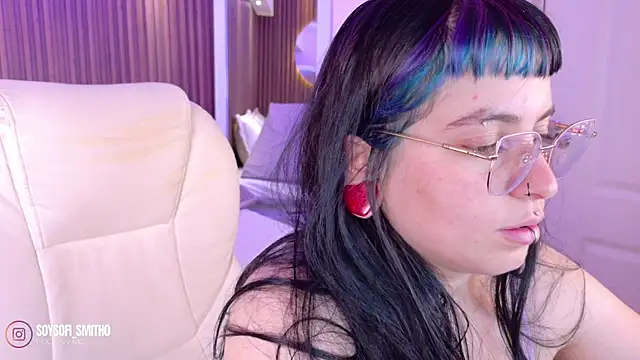 Lucy Smith2 online show from April 2026 03:58:02 AM