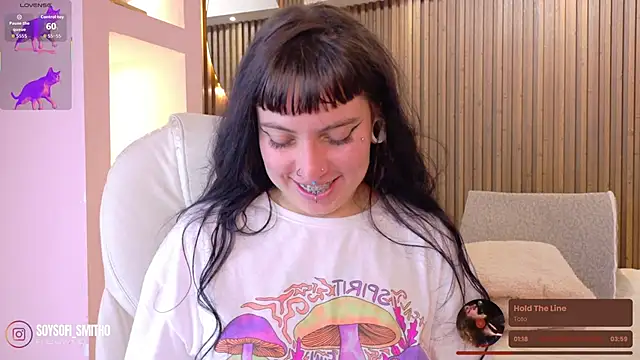 Lucy Smith2 online show from December 2025 04:01:01 AM