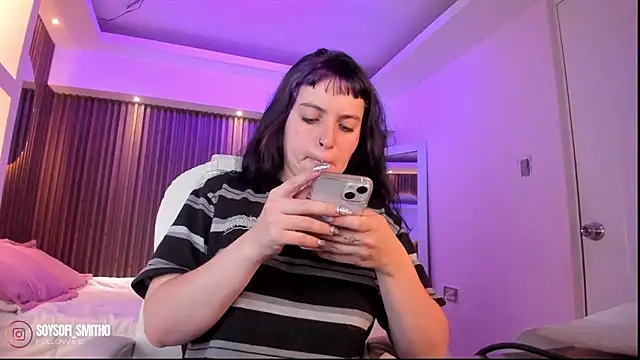 Lucy Smith2 online show from February 2026 03:50:01 AM