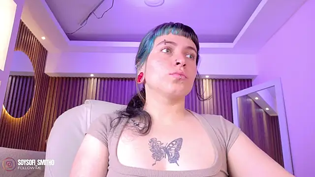 Lucy Smith2 online show from April 2026 04:13:02 AM