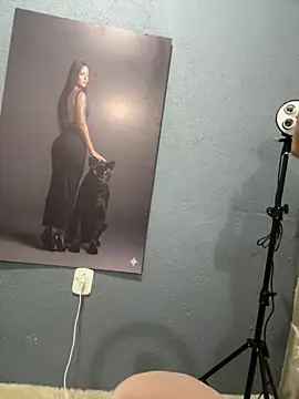 Elamesmamorena online show from May 2026 10:14:02 PM