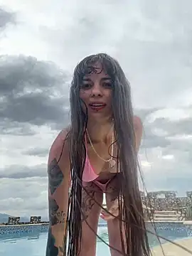 VioletaSubmissive online show from April 2026 05:25:01 PM