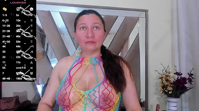 LILITH TORRES1 online show from March 2025 09:24:01 PM