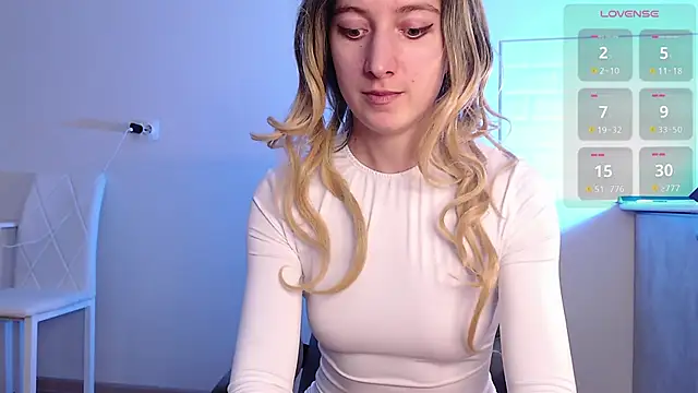 Eva Hailey  online show from February 2025 04:40:01 AM