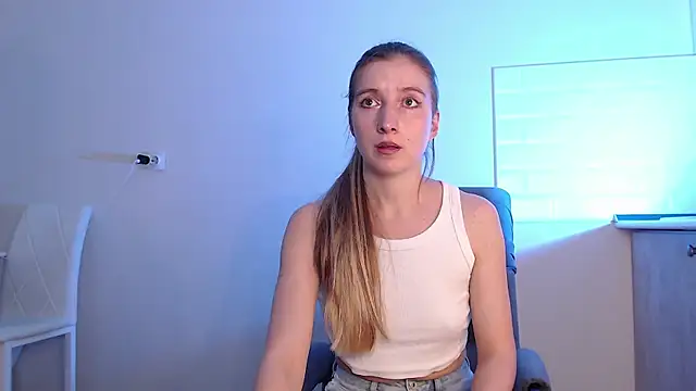 Snapshot of Eva_Hailey_ chatting on July 2026 04:13:02 AM Eva Hailey online show from July 2026 04:13:02 AM
