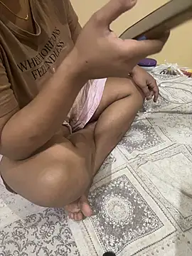 Snapshot of sissarahotty chatting on August 2026 02:12:01 PM sissarahotty online show from August 2026 02:12:01 PM