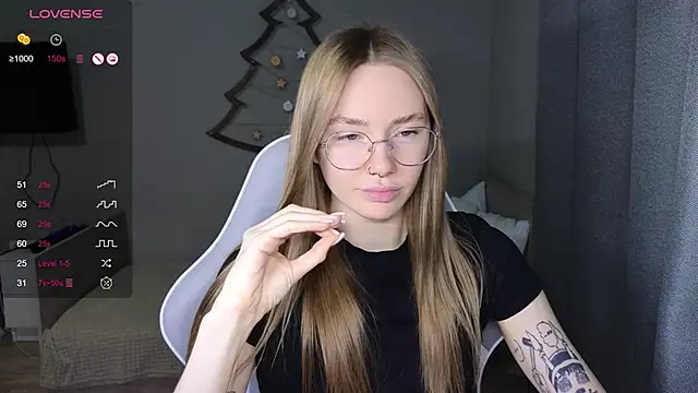 littlevildevil online show from January 2026 09:49:01 AM