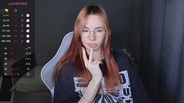 littlevildevil online show from November 2025 11:54:02 AM